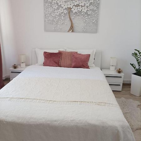 Soft Apartments Galaţi Εξωτερικό φωτογραφία
