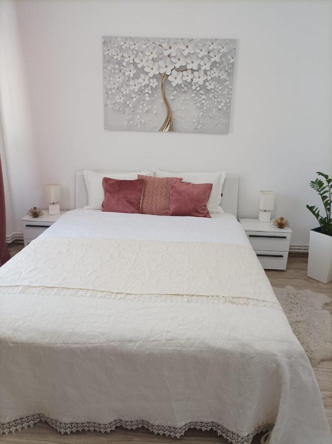 Soft Apartments Galaţi Εξωτερικό φωτογραφία